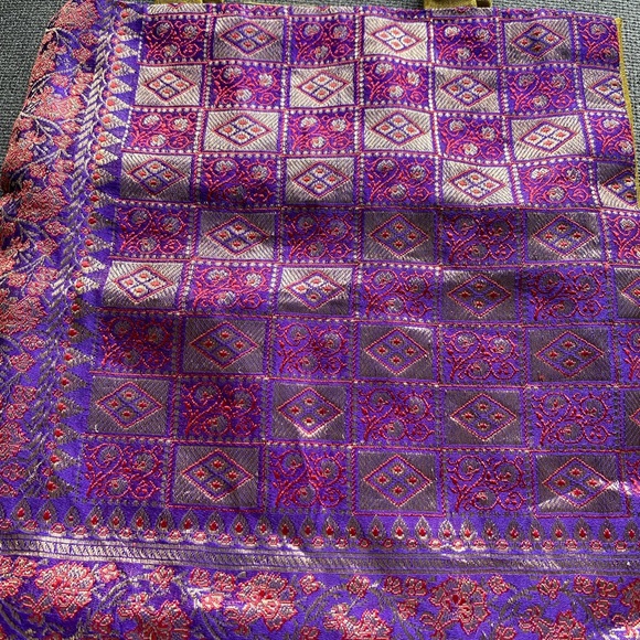 Handmade Silk Bag - Picture 7 of 9